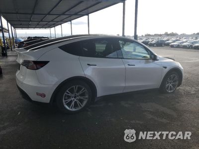Trzecie zdjęcie samochodu z tyłu: 2023 TESLA MODEL Y VIN:7SAYGAEE2PF742875 - miniatura