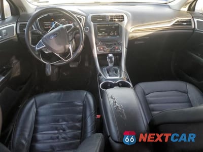 Zdjęcie 8 z 12 samochodu: 2016 FORD FUSION SE VIN:3FA6P0HD9GR340020 - miniatura