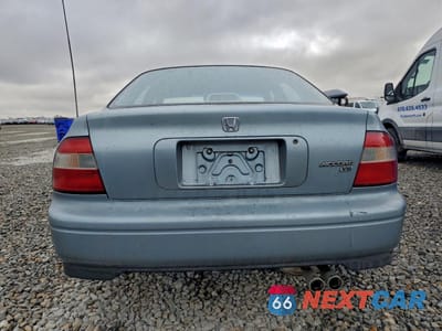 Zdjęcie 6 z 15 samochodu: 1995 HONDA ACCORD EX VIN:1HGCE6664SA031750 - miniatura