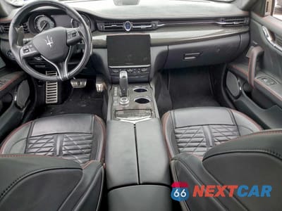 Zdjęcie 8 z 12 samochodu: 2022 MASERATI QUATTROPORTE MODENA VIN:ZAM56YRM3NX400590 - miniatura