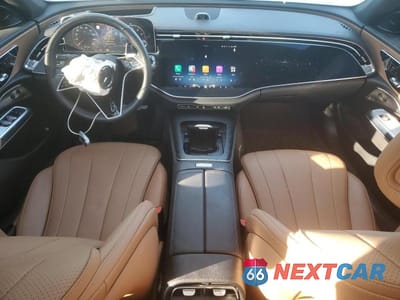 Zdjęcie 8 z 13 samochodu: 2024 MERCEDES-BENZ E 350 4MATIC VIN:W1KLF4HBXRA059921 - miniatura