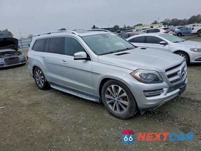 Czwarte zdjęcie samochodu z boku: 2016 MERCEDES-BENZ GL 450 4MATIC VIN:4JGDF6EE1GA693586 - miniatura
