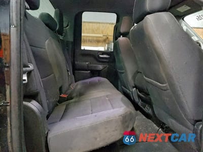 Zdjęcie 10 z 12 samochodu: 2024 CHEVROLET SILVERADO K2500 CUSTOM VIN:1GC5YME71RF122906 - miniatura