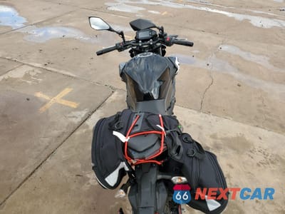 Zdjęcie 6 z 10 samochodu: 2025 KAWASAKI ER500 VIN:ML5ERGE15SDA68678 - miniatura