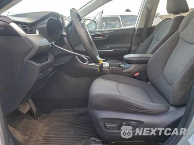 Zdjęcie 7 z 13 samochodu: 2020 TOYOTA RAV4 XLE VIN:2T3RWRFVXLW090707 - miniatura