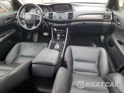Zdjęcie 8 z 13 samochodu: 2017 HONDA ACCORD SPORT SPECIAL EDITION VIN:1HGCR2F1XHA117655 - miniatura
