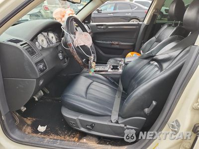 Zdjęcie 7 z 13 samochodu: 2008 CHRYSLER 300C VIN:2C3KA63H18H334558 - miniatura
