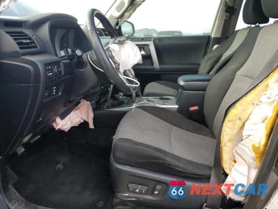 Zdjęcie 7 z 13 samochodu: 2021 TOYOTA 4RUNNER SR5 VIN:JTEMU5JR0M5882002 - miniatura