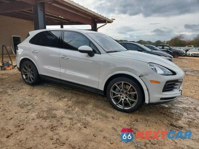 Czwarte zdjęcie samochodu z boku: 2023 PORSCHE CAYENNE S VIN:WP1AB2AY9PDA14544 - miniatura
