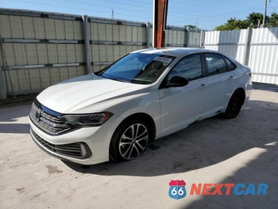 2023 VOLKSWAGEN JETTA SPORT 3VWAM7BU2PM017582 - główne zdjęcie licytacji z USA - miniatura