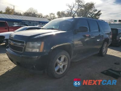 2010 CHEVROLET SUBURBAN K1500 LT 1GNUKJE32AR172023 - główne zdjęcie licytacji z USA - miniatura