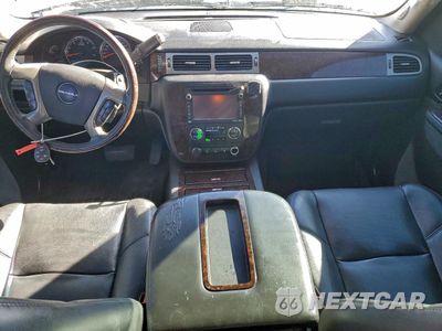 Zdjęcie 8 z 13 samochodu: 2013 GMC YUKON DENALI VIN:1GKS2EEF4DR328377 - miniatura