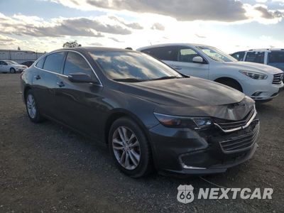 Czwarte zdjęcie samochodu z boku: 2017 CHEVROLET MALIBU LT VIN:1G1ZE5ST1HF105418 - miniatura