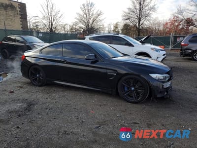 Czwarte zdjęcie samochodu z boku: 2015 BMW M4 VIN:WBS3R9C57FK334899 - miniatura