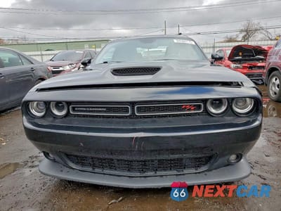 Piąte zdjęcie samochodu w środku: 2020 DODGE CHALLENGER R/T VIN:2C3CDZBT7LH185293 - miniatura