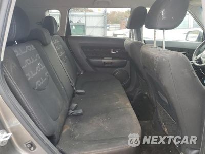 Zdjęcie 11 z 12 samochodu: 2012 KIA SOUL + VIN:KNDJT2A61C7467580 - miniatura