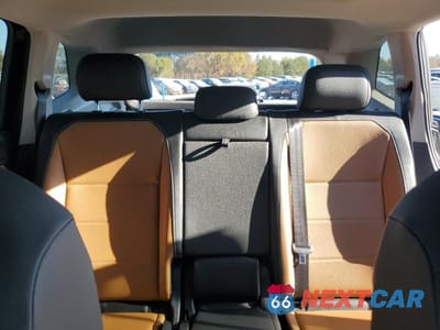 Zdjęcie 10 z 12 samochodu: 2021 VOLKSWAGEN TIGUAN VIN:3VV2B7AX7MM105906 - miniatura