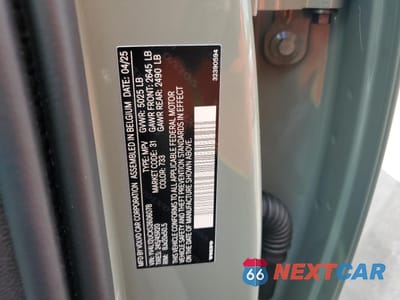 Zdjęcie 12 z 15 samochodu: 2025 VOLVO XC40 PLUS VIN:YV4L12UCXS2606078 - miniatura