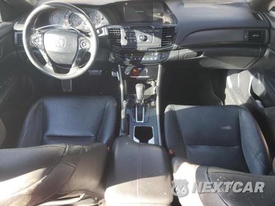 Zdjęcie 8 z 12 samochodu: 2017 HONDA ACCORD SPORT SPECIAL EDITION VIN:1HGCR2F13HA030325 - miniatura