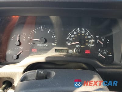 Zdjęcie 9 z 15 samochodu: 2000 JEEP CHEROKEE SPORT VIN:1J4FF48S9YL221154 - miniatura
