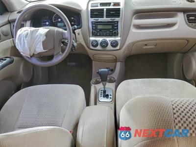 Zdjęcie 8 z 13 samochodu: 2005 KIA NEW SPORTAGE VIN:KNDJF723757078454 - miniatura