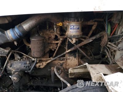 Zdjęcie 7 z 10 samochodu: 2023 INTERNATIONAL 9400I SEMI TRUCK VIN:3HSCNASR13N060288 - miniatura