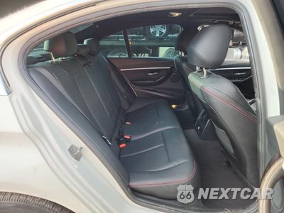 Zdjęcie 10 z 12 samochodu: 2017 BMW 330 XI VIN:WBA8D9G37HNU61431 - miniatura