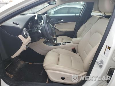 Zdjęcie 8 z 16 samochodu: 2017 MERCEDES-BENZ GLA 250 VIN:WDCTG4EB1HJ363370 - miniatura