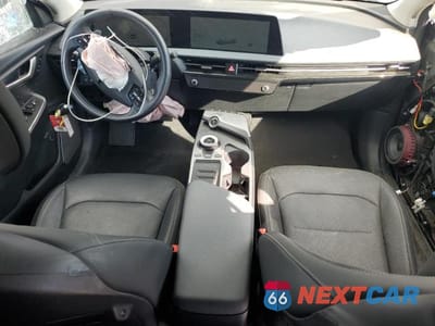 Zdjęcie 8 z 14 samochodu: 2024 KIA EV6 LIGHT VIN:KNDC3DLC9R5188664 - miniatura