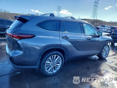 Trzecie zdjęcie samochodu z tyłu: 2024 TOYOTA HIGHLANDER LE VIN:5TDKDRBH4RS538635 - miniatura