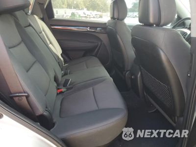 Zdjęcie 11 z 15 samochodu: 2013 KIA SORENTO LX VIN:5XYKTDA24DG342428 - miniatura