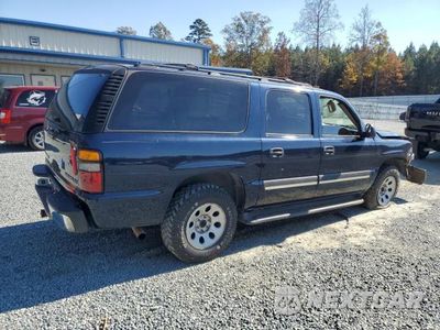 Trzecie zdjęcie samochodu z tyłu: 2005 CHEVROLET SUBURBAN C1500 VIN:3GNEC16Z65G280820 - miniatura