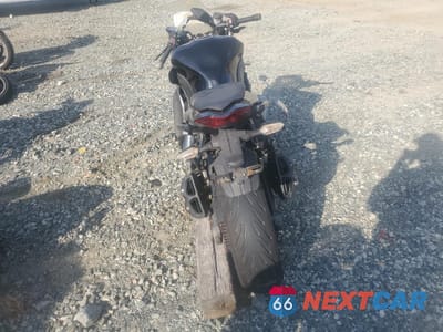 Czwarte zdjęcie samochodu z boku: 2012 KAWASAKI ZX1000 G VIN:JKAZXCG15CA017338 - miniatura