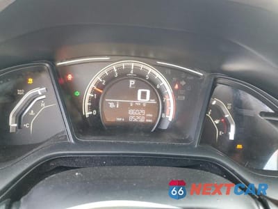 Zdjęcie 9 z 11 samochodu: 2017 HONDA CIVIC LX VIN:2HGFC2F55HH553896 - miniatura