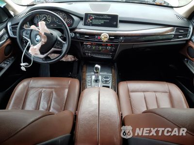 Zdjęcie 8 z 14 samochodu: 2014 BMW X5 XDRIVE35I VIN:5UXKR0C5XE0H28312 - miniatura