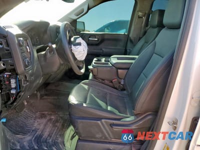 Zdjęcie 7 z 13 samochodu: 2023 CHEVROLET SILVERADO K1500 VIN:1GCRDAED8PZ218206 - miniatura