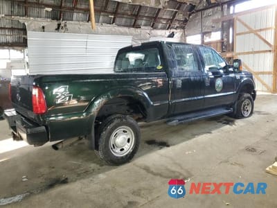 Trzecie zdjęcie samochodu z tyłu: 2016 FORD F350 SUPER DUTY VIN:1FT8W3B63GEC85519 - miniatura