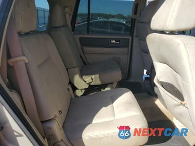 Zdjęcie 11 z 15 samochodu: 2007 FORD EXPEDITION XLT VIN:1FMFU15577LA70687 - miniatura
