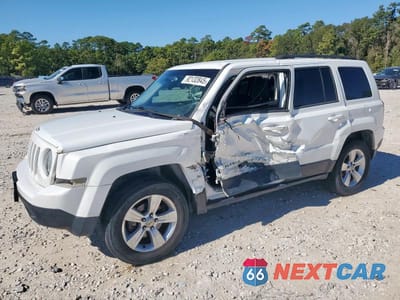 2015 JEEP PATRIOT LATITUDE 1C4NJRFB6FD357006 - główne zdjęcie licytacji z USA - miniatura