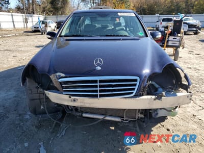 Piąte zdjęcie samochodu w środku: 2006 MERCEDES-BENZ C 230 VIN:WDBRF52H86F822233 - miniatura