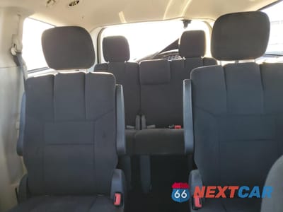 Zdjęcie 10 z 14 samochodu: 2011 DODGE GRAND CARAVAN EXPRESS VIN:2D4RN4DG1BR795899 - miniatura