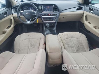 Zdjęcie 8 z 11 samochodu: 2019 HYUNDAI SONATA SE VIN:5NPE24AF8KH806877 - miniatura