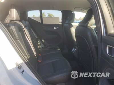 Zdjęcie 11 z 17 samochodu: 2021 VOLVO XC40 T5 MOMENTUM VIN:YV4162UK4M2486524 - miniatura