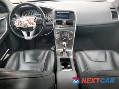 Zdjęcie 8 z 13 samochodu: 2014 VOLVO XC60 3.2 VIN:YV4952DZ5E2523701 - miniatura