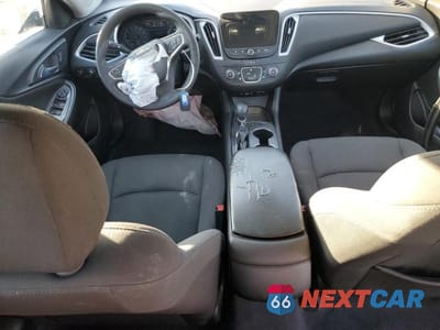 Zdjęcie 8 z 11 samochodu: 2023 CHEVROLET MALIBU LS VIN:1G1ZC5ST5PF207468 - miniatura