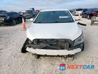 Piąte zdjęcie samochodu w środku: 2015 BUICK LACROSSE VIN:1G4GA5GR9FF241831 - miniatura