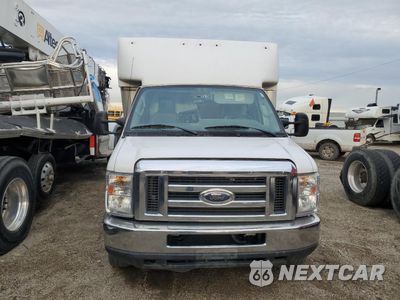 Piąte zdjęcie samochodu w środku: 2018 FORD E-350 - BOX TRUCK VIN:1FDWE3F64JDC37668 - miniatura