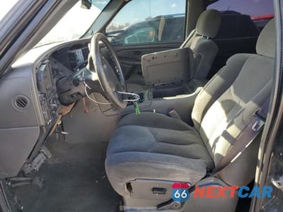 Zdjęcie 7 z 13 samochodu: 2005 CHEVROLET SILVERADO C2500 HEAVY DUTY VIN:1GCHC23215F950472 - miniatura