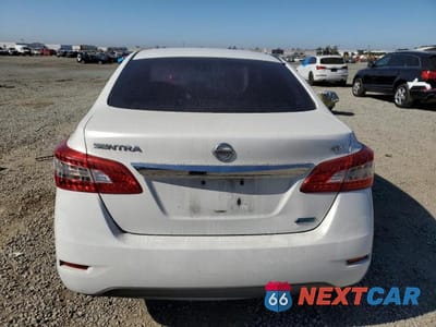 Zdjęcie 6 z 11 samochodu: 2014 NISSAN SENTRA S VIN:3N1AB7AP8EY259497 - miniatura