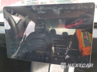 Zdjęcie 9 z 12 samochodu: 2024 TESLA MODEL 3 VIN:5YJ3E1EA5RF737831 - miniatura